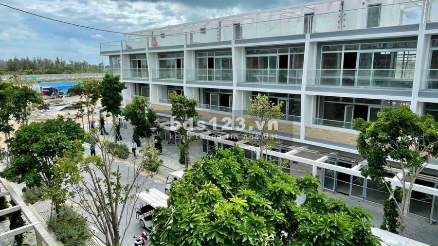 Đầu tư lợi nhuận cao - Thanh Long Bay % vốn hóa bao gồm tài sản lên tới 25,43%/năm