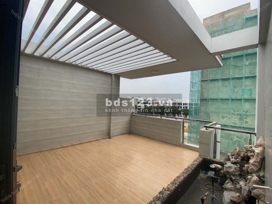 Bán nhà phố khu đô thị Vạn Phúc, nội thất cao cấp, hình thật giá 18 tỷ (thương lượng)