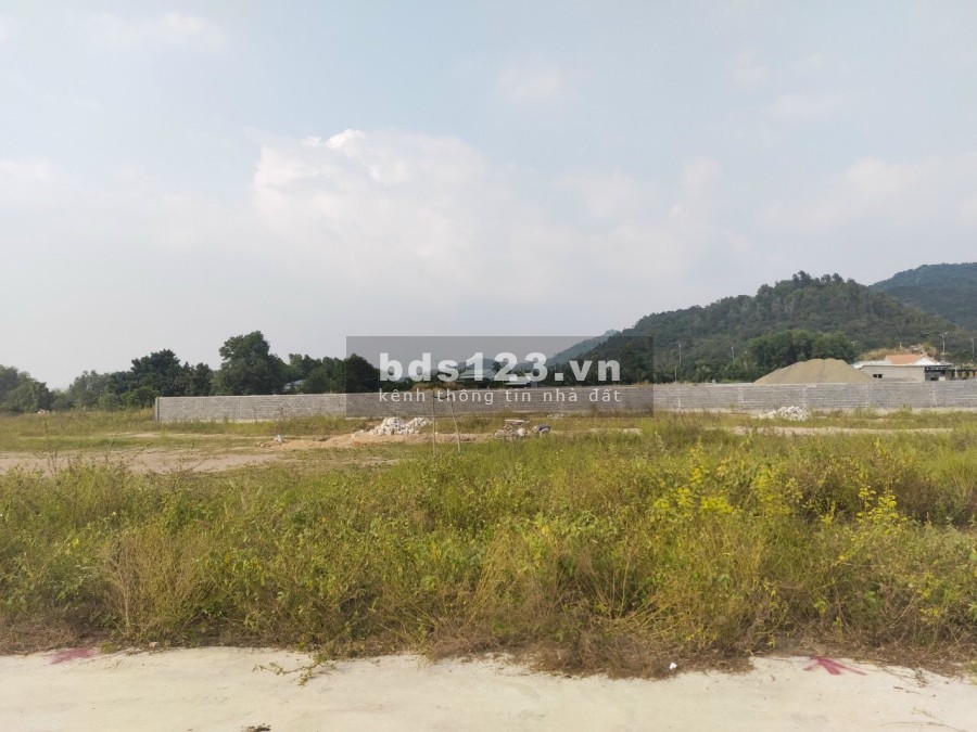Cần bán lô đất Tân Hải Phú Mỹ đã có 100m2 thổ cư giá cực tốt liên hệ 0907.594.883