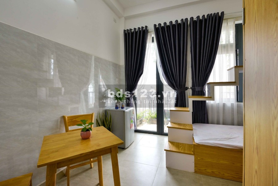 Bán nhà ở mặt tiền kết hợp căn hộ dịch vụ 10 phòng, dòng tiền 40tr/tháng giá 18.5 tỷ