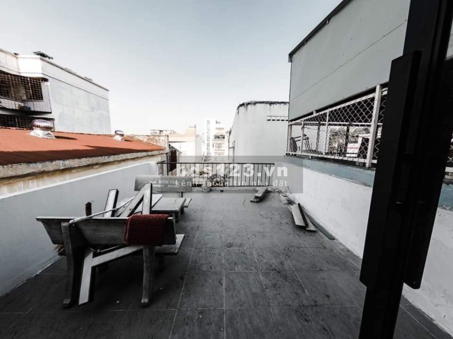 Của hiếm Quận 5 bán nhà nguyên căn khó kiếm, pháp lý vuông vắn, giá tốt, hạ tầng hoàn thiện