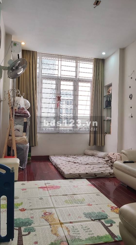 Bán nhà nguyên căn siêu đẹp phố Đào Tấn, Quận Ba Đình, diện tích 45m2, giá chỉ nhỉnh 4 tỷ