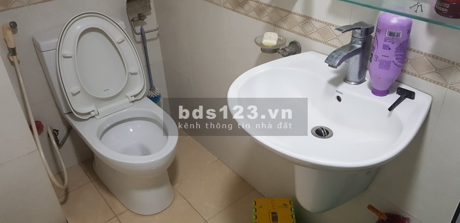Bán nhà nguyên căn làm văn phòng kinh doanh vô vàn tiện ích, liên kề, giá bán 7.55 tỷ