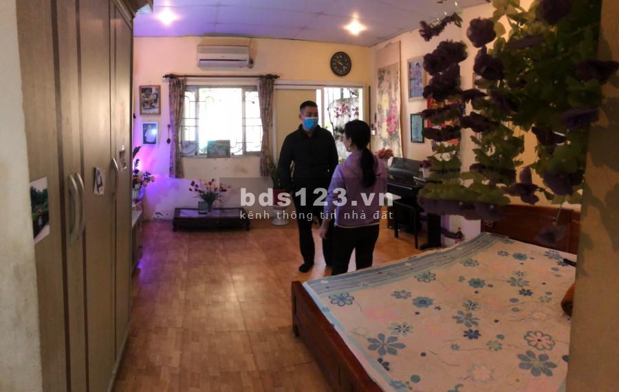 Bán nhà phố Tôn Đức Thắng, Hàng Bột, Đống Đa dtsd 50m2, 2 tầng, mặt tiền 4m, nở hậu đẹp (4,7 tỷ)