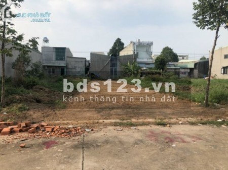 Cần tiền kinh doanh bán gấp đất 210m2 gần QL13 khu dân cư đông tiện kinh doanh