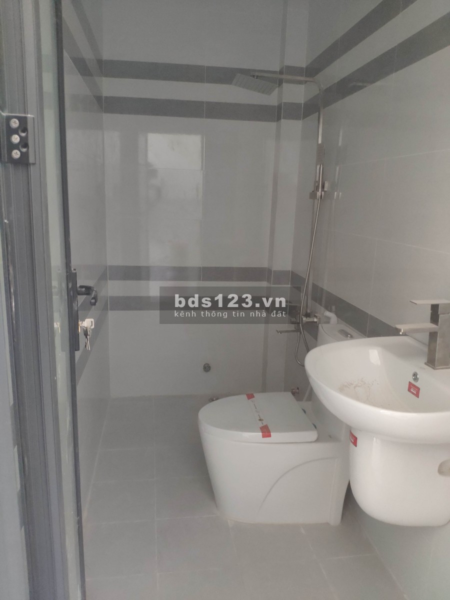 Smart Home sau chợ Bình Chánh nhà phố khu dân cư Đế Vượng, nhận nhà đón Tết