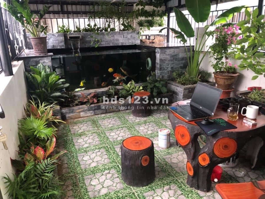 Bán Nhà Song Phương diện tích 40m2 đúc 4 tầng ngõ nông ô tô đỗ giá bán 1.9 tỉ sổ sẵn
