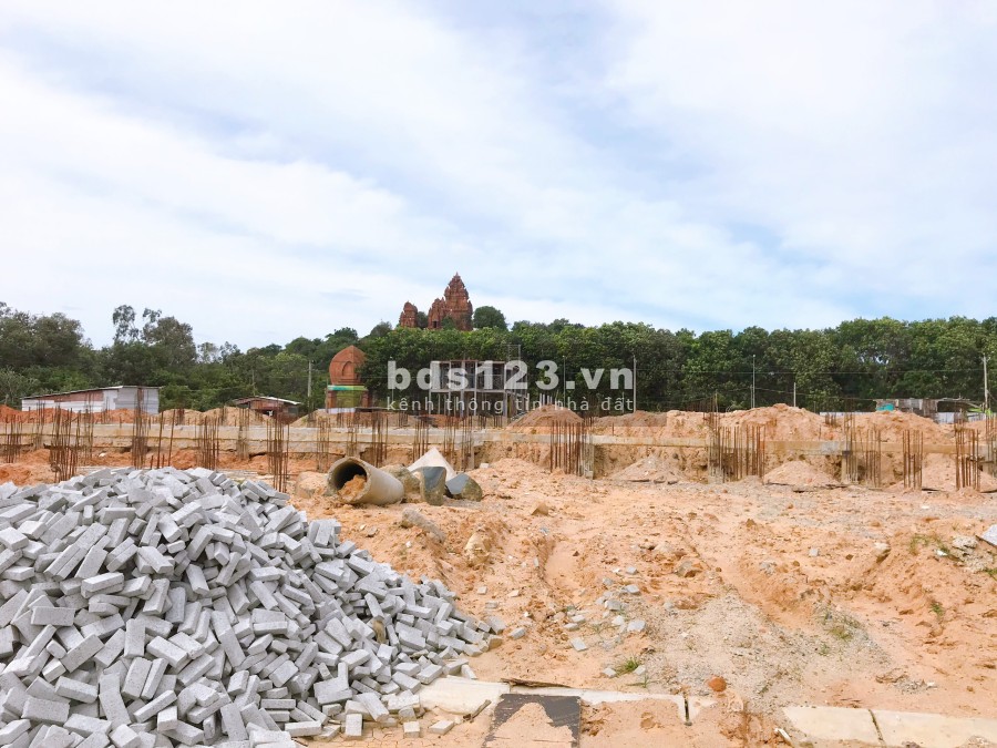 Bán Nền Nhà Đầu Tư gần trung tâm, gần đường cao tốc Ninh Thuận đường lớn xe vào tận nơi
