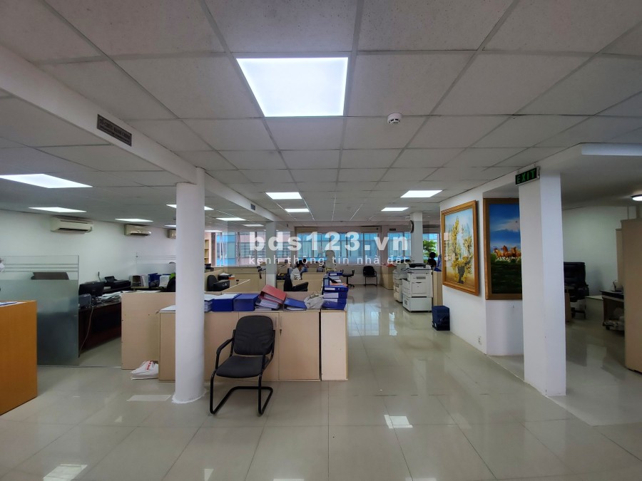 Cho thuê diện tích văn phòng làm việc 140m2. Tại 22 Lý Tự Trọng số 22 Lý Tự Trọng, Q1.