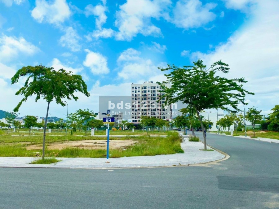 Đất nền trung tâm Nha trang giá sốc từ chủ đầu tu VCN phù hợp kinh doanh buôn bán, giá tốt