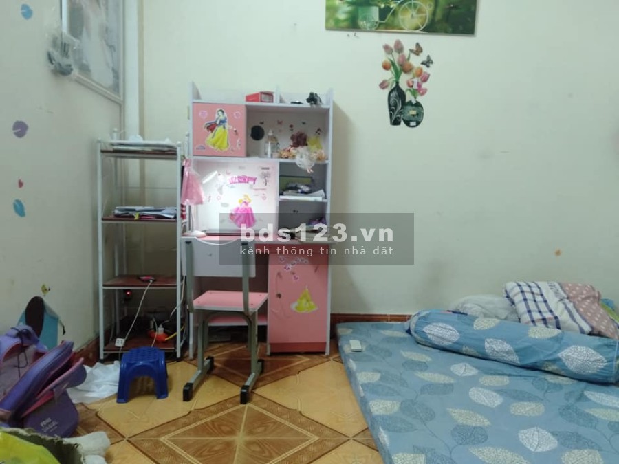 Bán Nhà Thạch Bàn, Long Biên, diện tích 35m, mt 4m, 3 Tầng, ô tô, kinh doanh, giá 3.2 tỷ