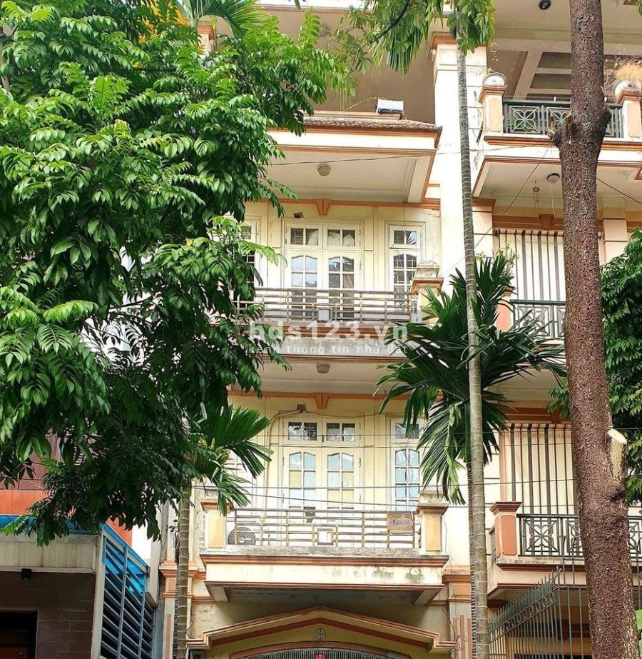 Hoa hậu Hoàng Mai 16 tỷ, 102m2, 2 thoáng vượng khí, vị trí siêu đẹp làm ăn phát đạt!