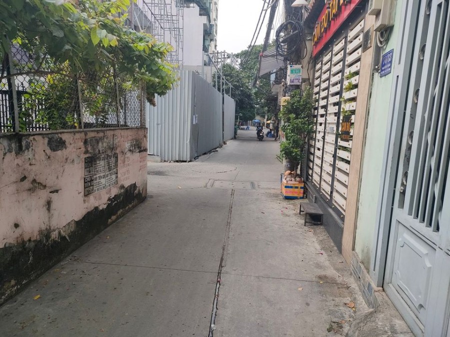 Bán nhà giá chỉ 4.05 tỷ có nhà phường 15 Tân Bình, hẻm xe hơi diện tích 43m2 nhà đẹp