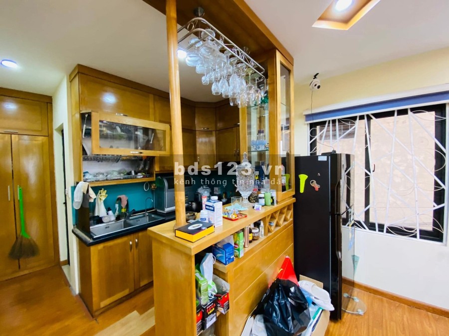 Bán nhà Đống đa - Nhà đẹp lô góc ngõ thông, Chủ tự xây,tặng toàn bộ nội thất, Kinh doanh