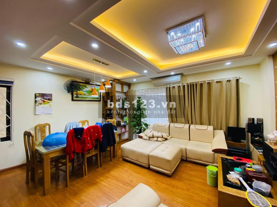 Bán nhà Đống đa - Nhà đẹp lô góc ngõ thông, Chủ tự xây,tặng toàn bộ nội thất, Kinh doanh