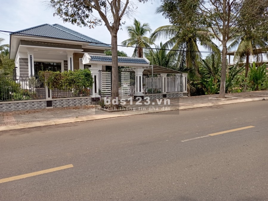 Chính chủ bán gấp lô đất cực đẹp mặt tiền tại TL52 Long Tân - Đất Đỏ - BR Vũng Tàu