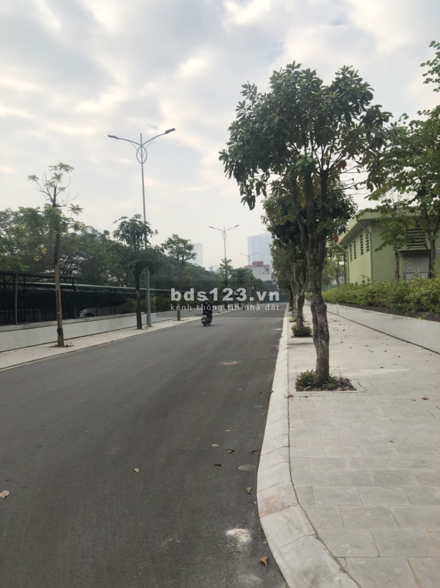 Cho thuê tầng 1,2,3 liền kề DT 101m2 đã có thang máy, dự án TSQ Galaxy - Ngân Hà Vạn Phúc