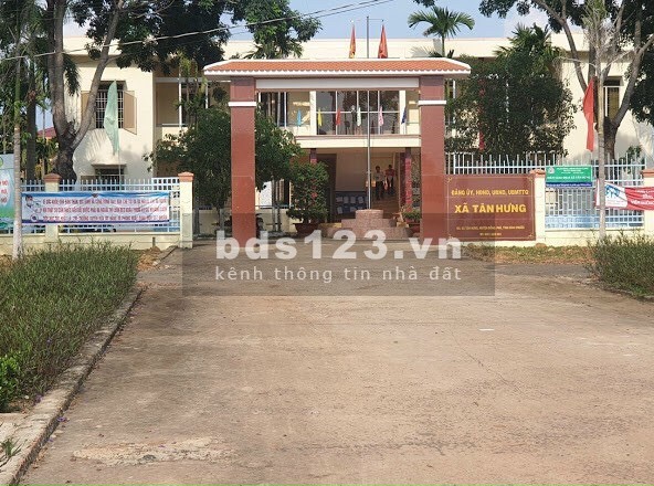 Cần bán 2 nền đất thổ cư trong Khu TTHC Tân Hưng, Mặt tiền đường nhựa QH 19m liền kề KCN Becamex