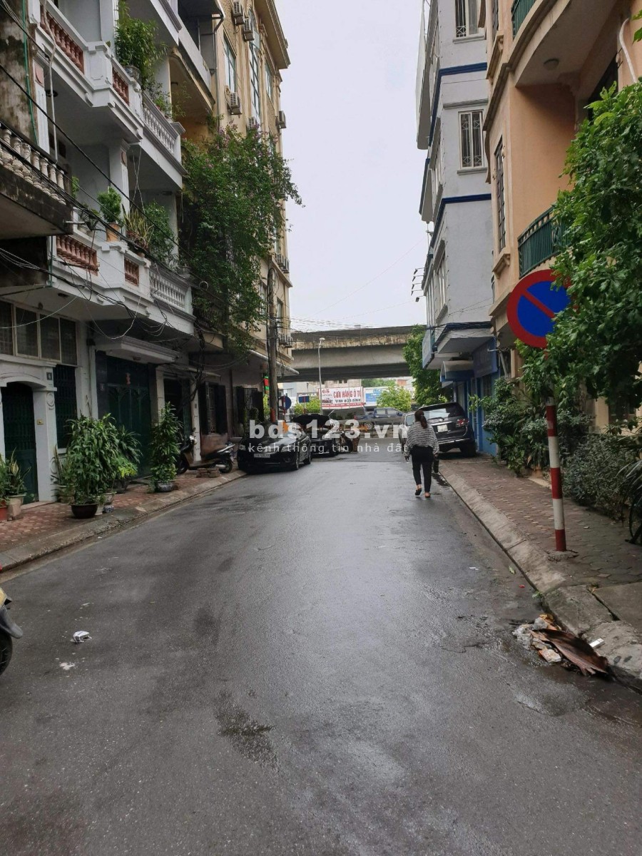 Bán nhà nguyên căn mặt ngõ 140 Nguyễn Xiển kinh doanh văn phòng, giá bán 12.8 tỷ, lhcc