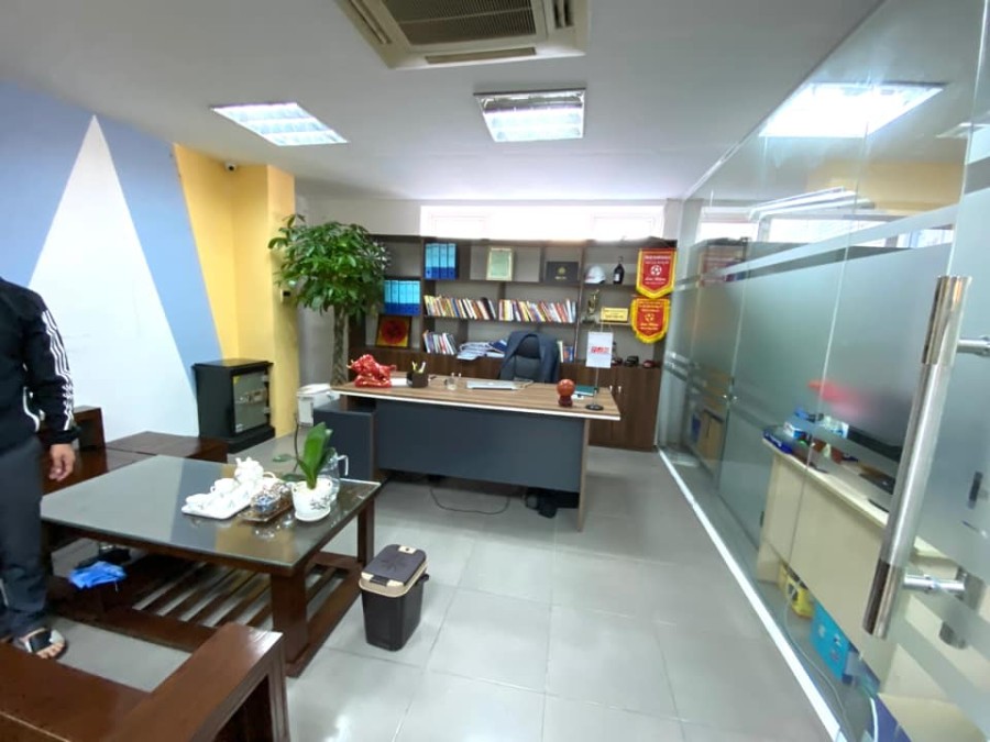 Bán toà nhà phố Huỳnh Thúc Kháng dtsd 80m2, 8 tầng thang máy lô góc 34.5 tỷ, sổ đổ vuông đẹp