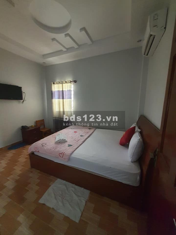 Bán gấp khách sạn mặt tiền thang máy, HĐT lâu dài, phường Thới An, 91m2, 5 lầu, giá bán 10 tỷ
