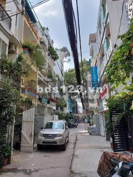 Bán nhà đẹp Nguyễn Tri Phương giá bán nhỉnh 4 tỷ, sổ hồng công chứng ngay khu dân cư đông đúc