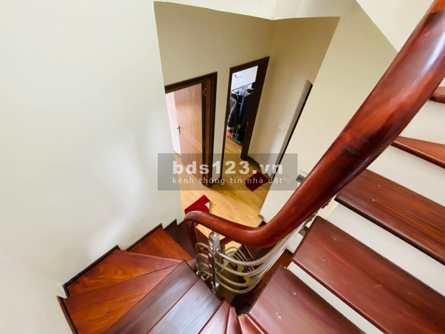 Cần bán gấp nhà Khương Thượng Đống Đa lô góc ngõ thông dt 35m2 mt 5,3m giá nhỉnh 5,9 tỷ