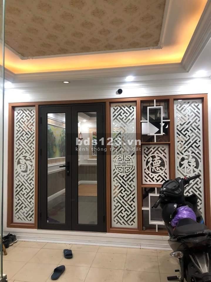 Bán nhà nguyên căn Định Công Thượng diện tích 33m2, mt 3.5m, 2 tầng, giá 3.2 tỷ, SĐCC