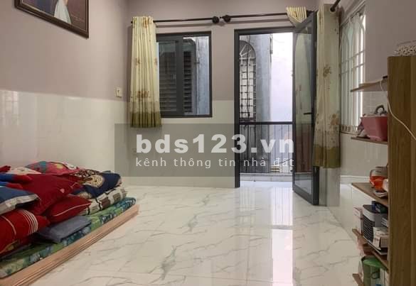 Bán nhà đẹp Nguyễn Tri Phương giá bán nhỉnh 4 tỷ, sổ hồng công chứng ngay khu dân cư đông đúc