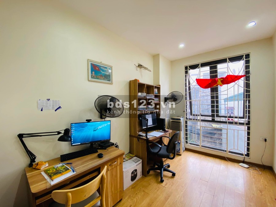 Cần bán gấp nhà Khương Thượng Đống Đa lô góc ngõ thông dt 35m2 mt 5,3m giá nhỉnh 5,9 tỷ