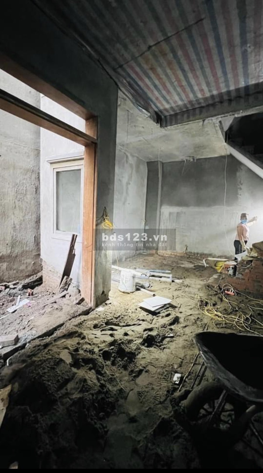 Chính chủ bán nhà ngõ 140 Ngọc Thuỵ giá rẻ đẹp diện tích 53.2m2, giá bán 3.7 tỷ, sổ chính chủ