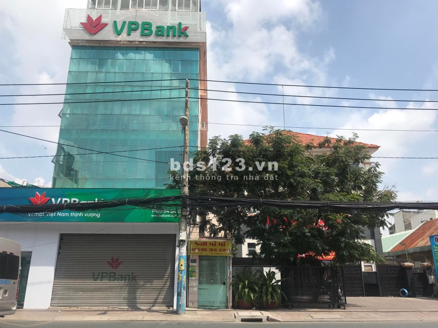 Chính chủ cho thuê nhà nguyên căn Cách Mạng Tháng Quận 3, 2 tầng đúc, giá tốt