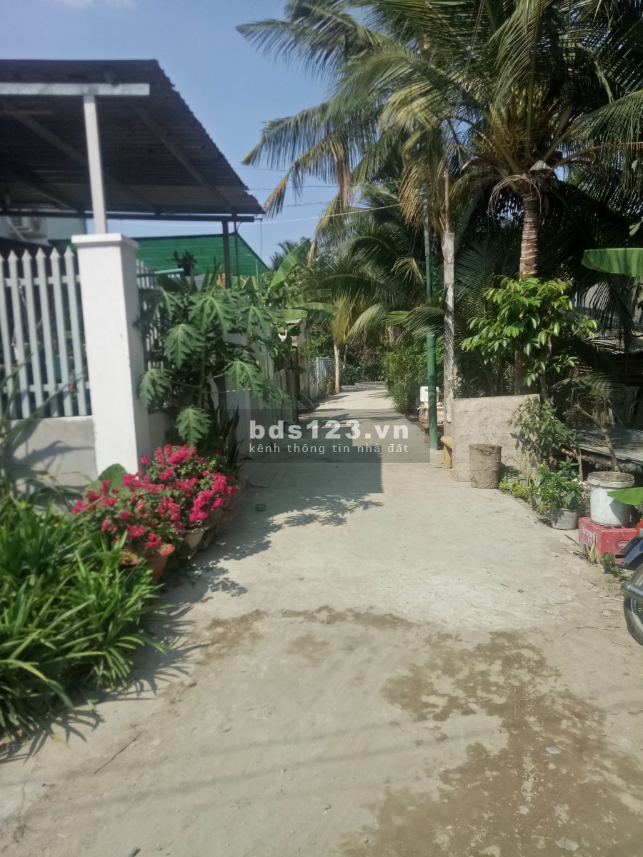 Bán đất giá rẻ hai mặt tiền chỉ còn một nền duy nhất, giá tốt, tiện đầu tư sinh lời, lhcc
