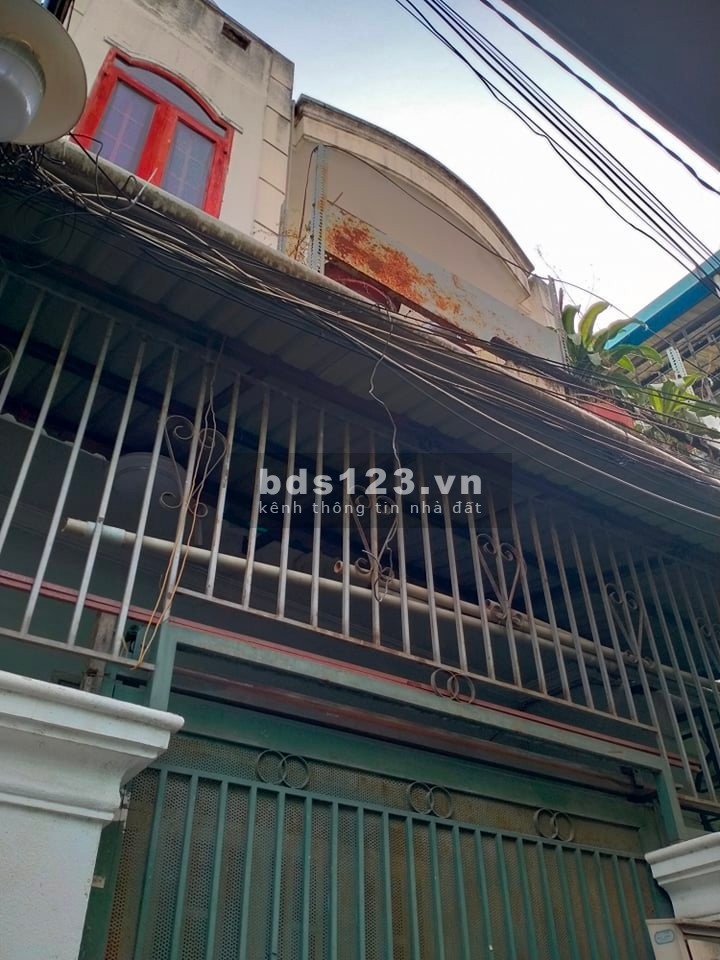 Bán nhà Thống Nhất Gò Vấp diện tích 54m2 2 tầng cách hẻm xe hơi 20m, giá bán chỉ 3.7 tỷ