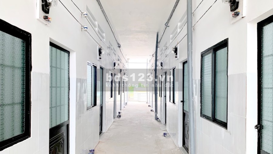 Chính Chủ Cần Bán Gấp 450m2 Đất Và 12 Phòng Trọ Ngay Cổng Chính Khu Đô Thị