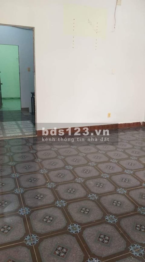 Bán nhà Thống Nhất Gò Vấp diện tích 54m2 2 tầng cách hẻm xe hơi 20m, giá bán chỉ 3.7 tỷ