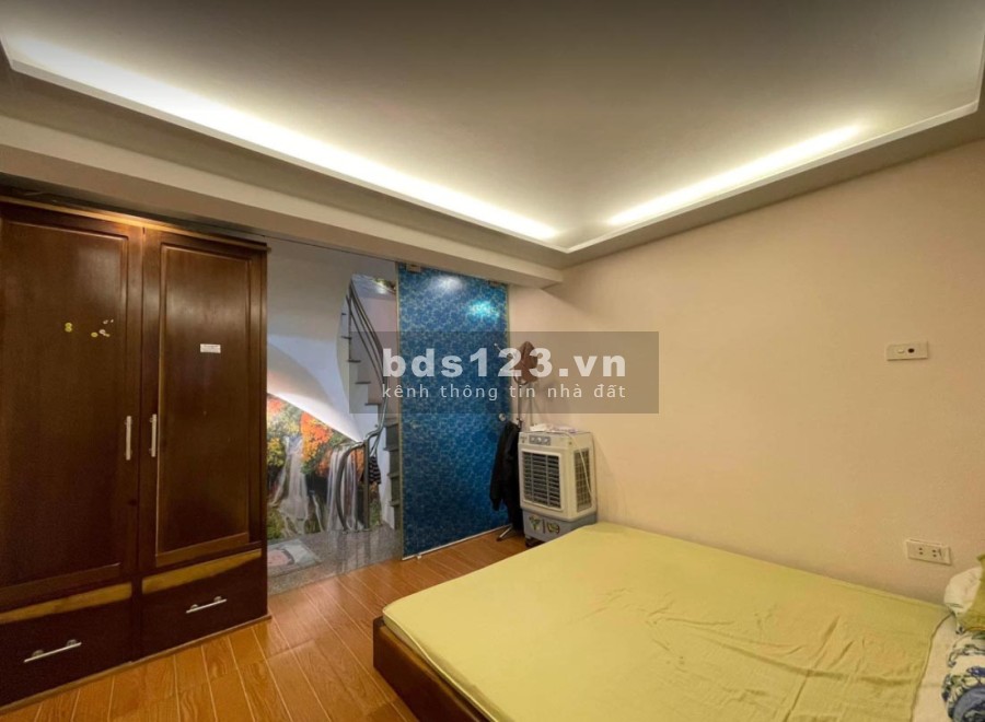 Chỉ hơn 15 tỷ, sở hữu căn nhà 6 tầng, thang máy, DT hơn 100m, VIP Ba Đình.