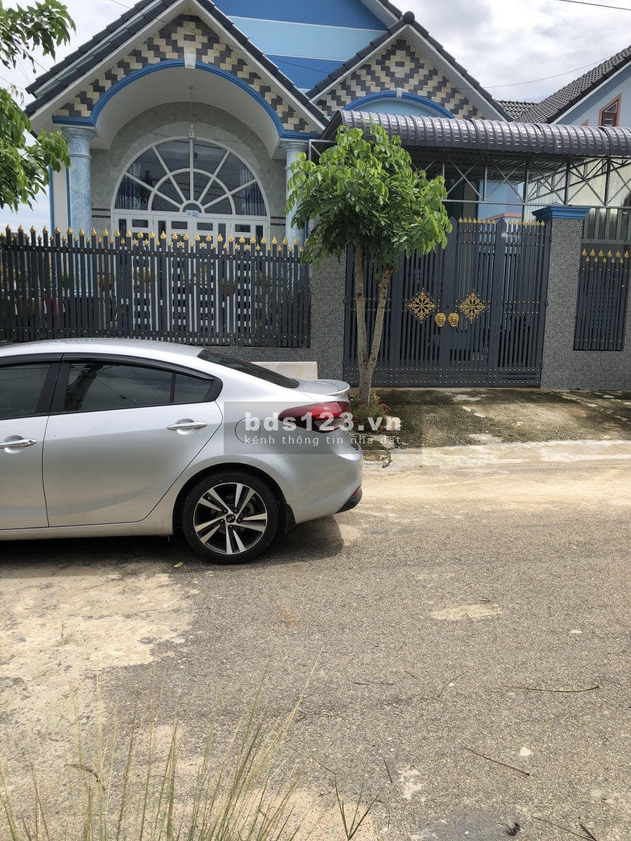 Bán lỗ lô đất giá 980.000.000đ để trả nợ ngân hàng, khu dân cư hiện hữu sinh sống rất đông đúc