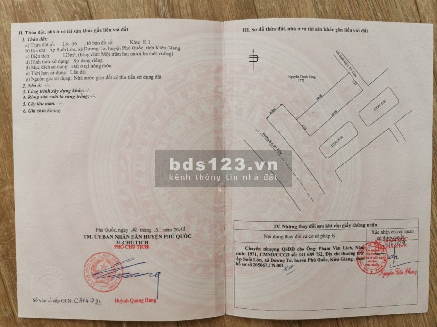 ( Hàng đẹp) Tái định cư Suối Lớn 123m lô góc 2 mặt tiền đối diện công viên chỉ hơn 3 tỷ