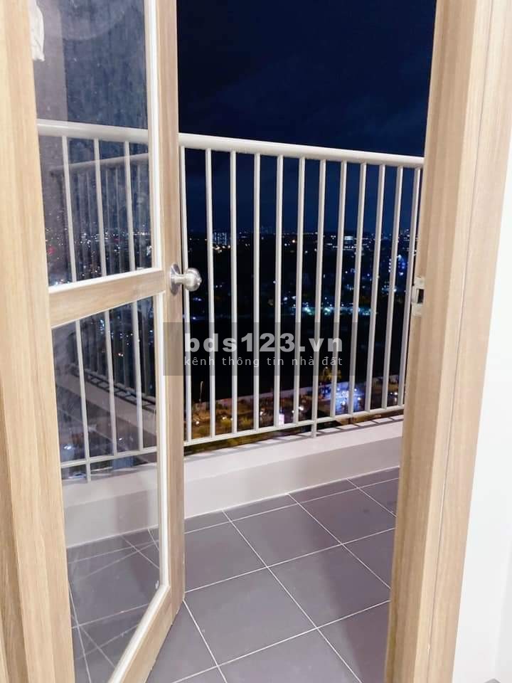 Cho thuê căn hộ 2 phòng ngủ, chung cư Imperial Place Bình Tân, đầy đủ tiện ích an ninh