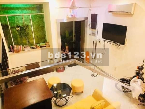 Bán nhà Bà Hạt Quận 10 diện tích sử dụng 38m2. Tặng toàn bộ nội thất giá bán chỉ 3.8 tỷ