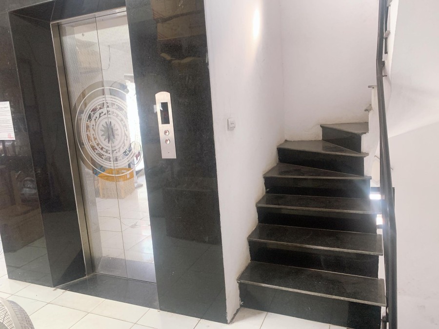 Bán Nhà Phố Nam Dư Hoàng Mai 83m2 6 Tầng 7.4 Tỷ. Sổ Đỏ Chính Chủ