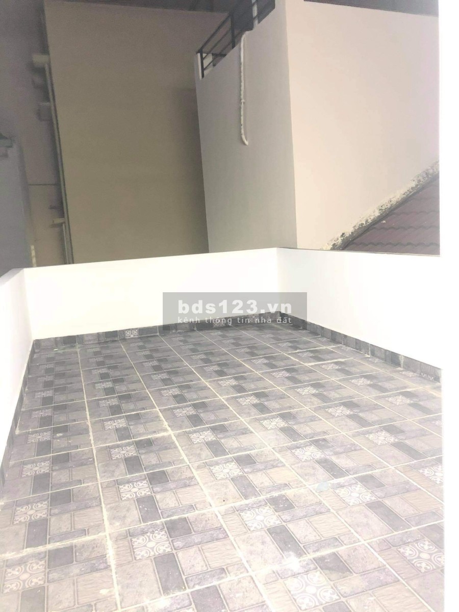 .Hot..Hot...Bán nhà hẻm lớn 42m2 đường Nhiêu Tứ,4 tầng,4PN chỉ 6,5 tỷ