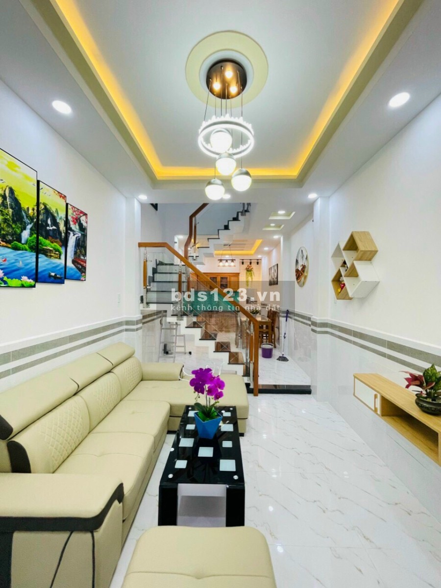 Bán gấp nhà mới Nguyễn Duy Cung P12 Quận Gò Vấp giá tốt 3,98 tỷ thương lượng chính chủ