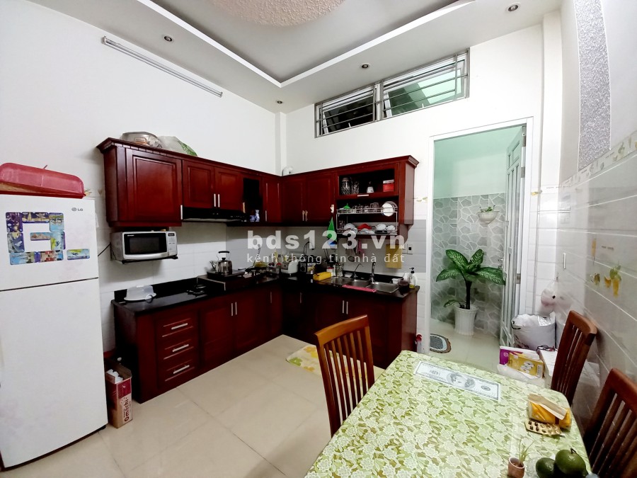Nhà hẻm 8m An Dương Vương Q8 82m2 4.1x20m, 3PN hiếm, nhà đẹp ở ngay nhỉnh 6 tỷ TL, gấp bán