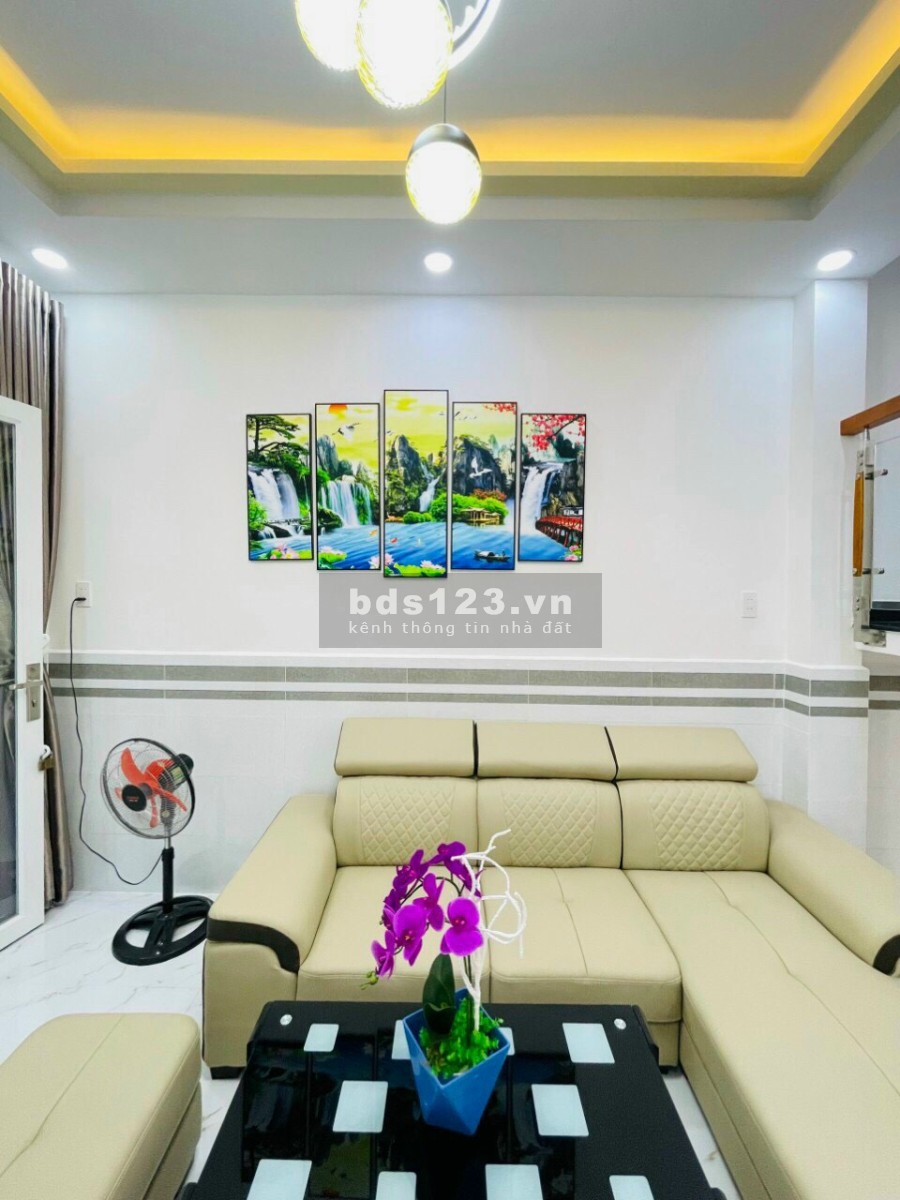 Bán gấp nhà mới Nguyễn Duy Cung P12 Quận Gò Vấp giá tốt 3,98 tỷ thương lượng chính chủ