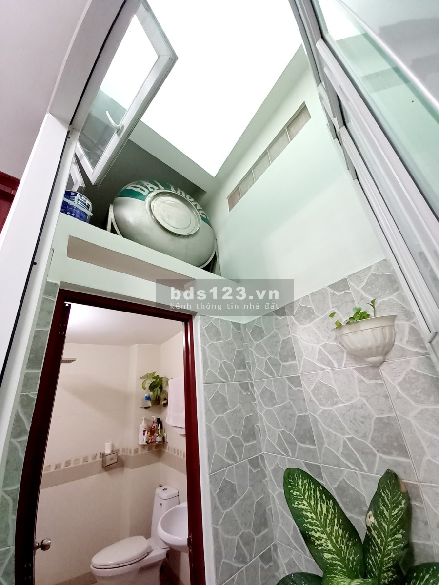 Nhà hẻm 8m An Dương Vương Q8 82m2 4.1x20m, 3PN hiếm, nhà đẹp ở ngay nhỉnh 6 tỷ TL, gấp bán