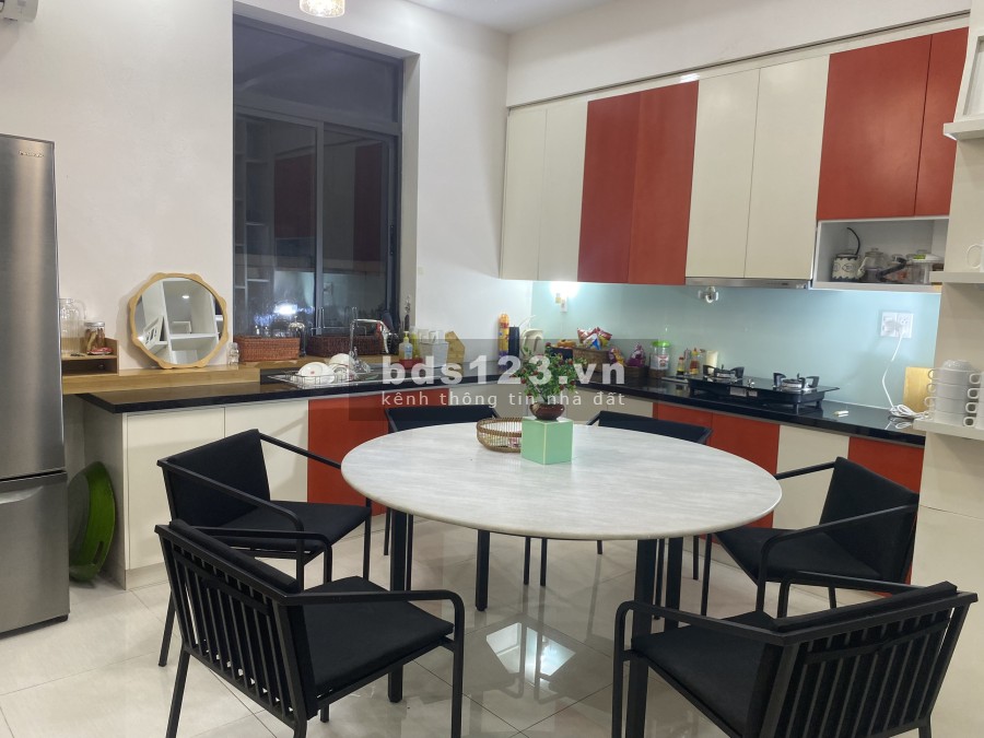 Bán nhà phố Lakeview City dt 6x16m, đủ nội thất, giá chỉ 15.3 tỷ, còn thương lượng