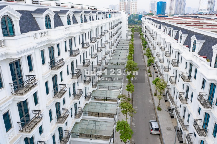 4 suất ngoại giao shophouse Kiến Hưng Luxury, mặt đường Phúc La 60m, giá rẻ hơn thị trường 1.3 tỷ