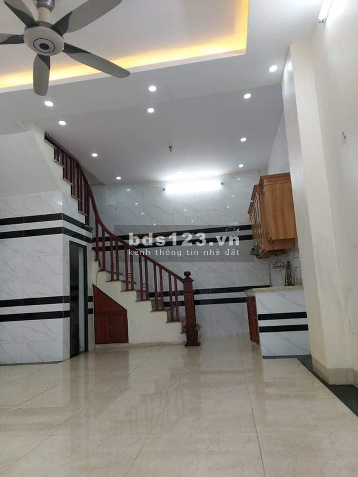 Bán gấp nhà chính chủ diện tích 46m2 giá bán chỉ 4 tỷ, nhà mặt phố tương lai sổ chính chủ